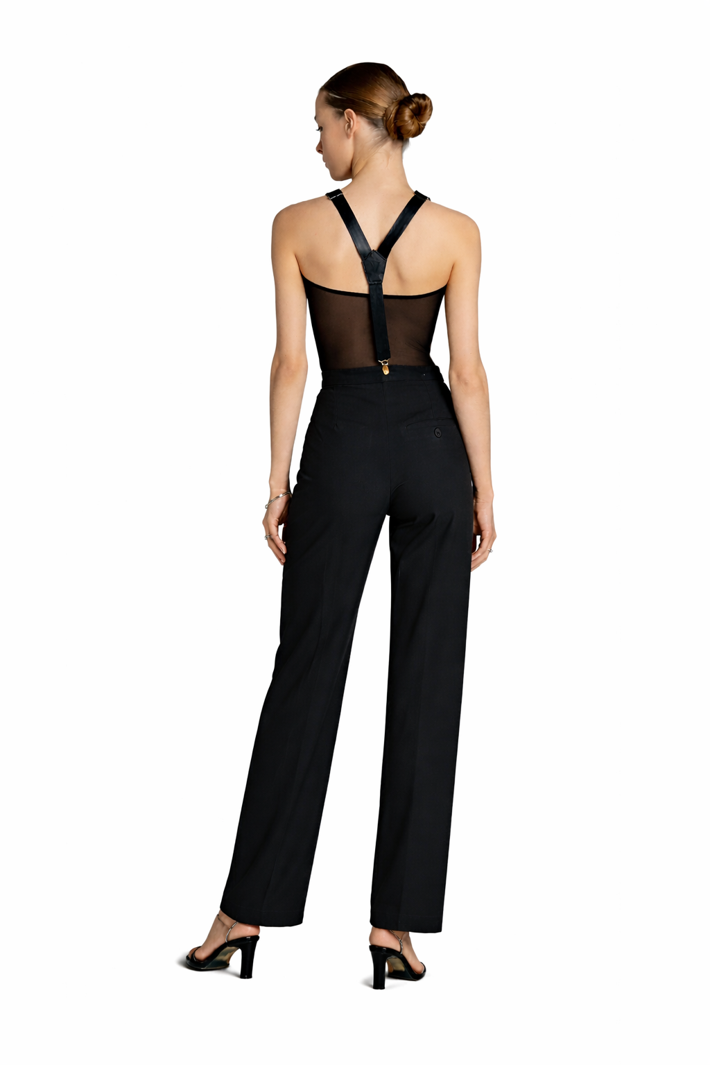 LE DAUPHIN: THE ROYAL BRACES