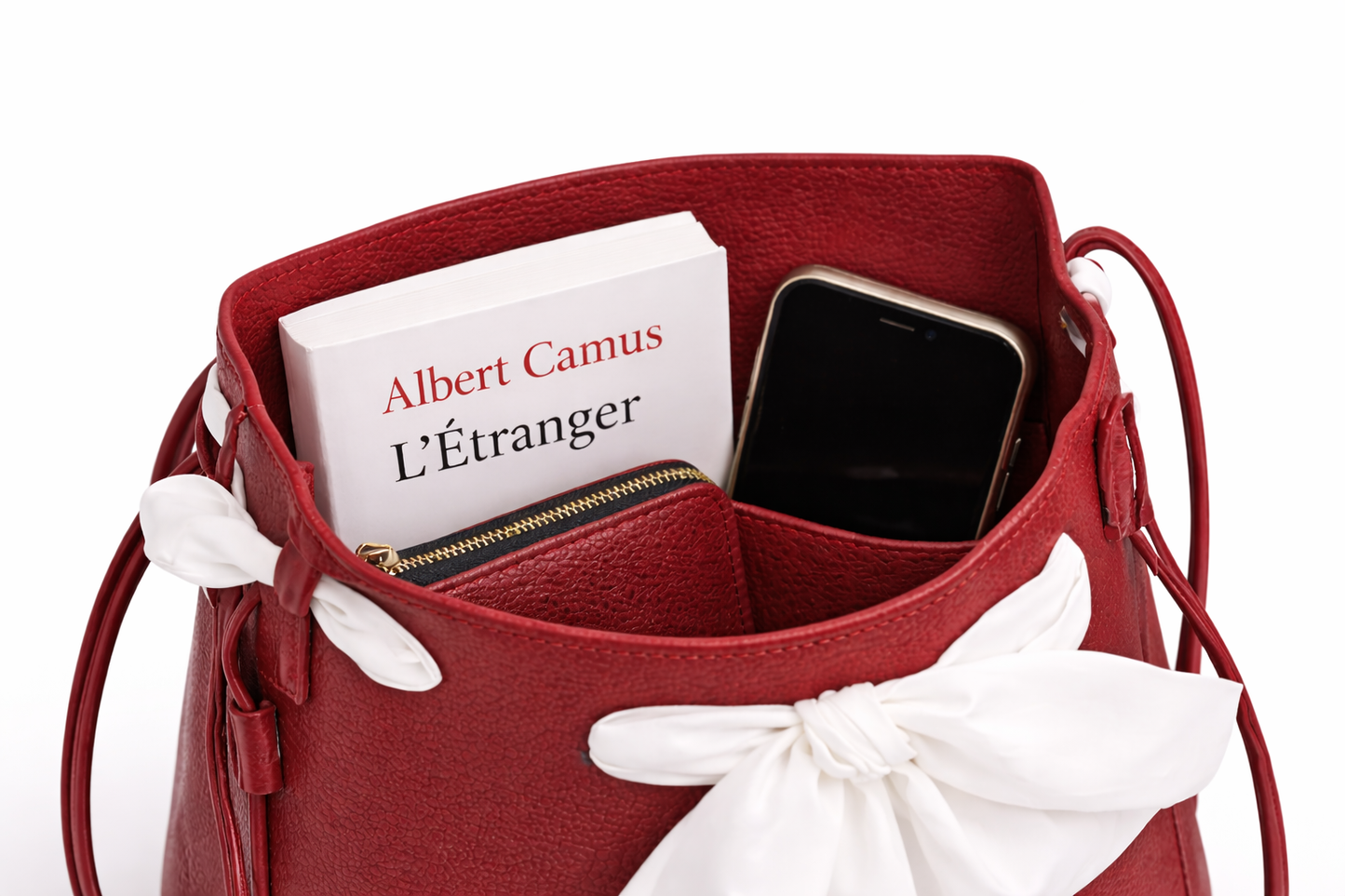 CRUNCHY: THE FRUIT WASTE BAG