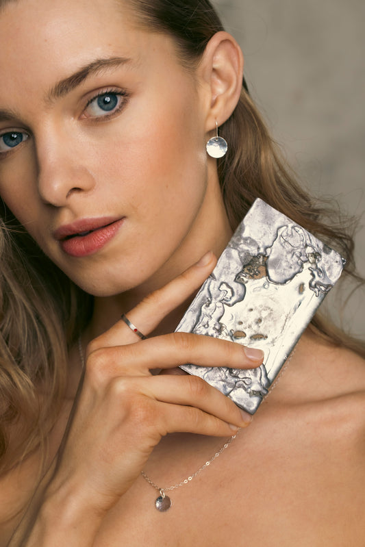 ECLIPSE: THE MOON EARRINGS