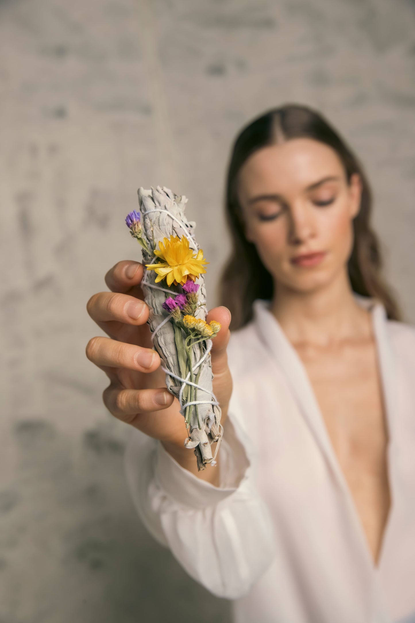 MOMENT: THE MAGIC SAGE STICK