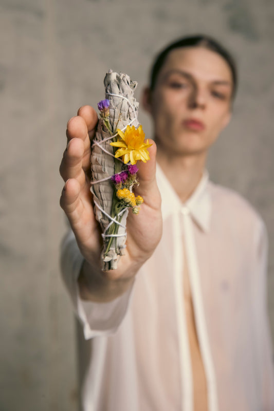 MOMENT: THE MAGIC SAGE STICK