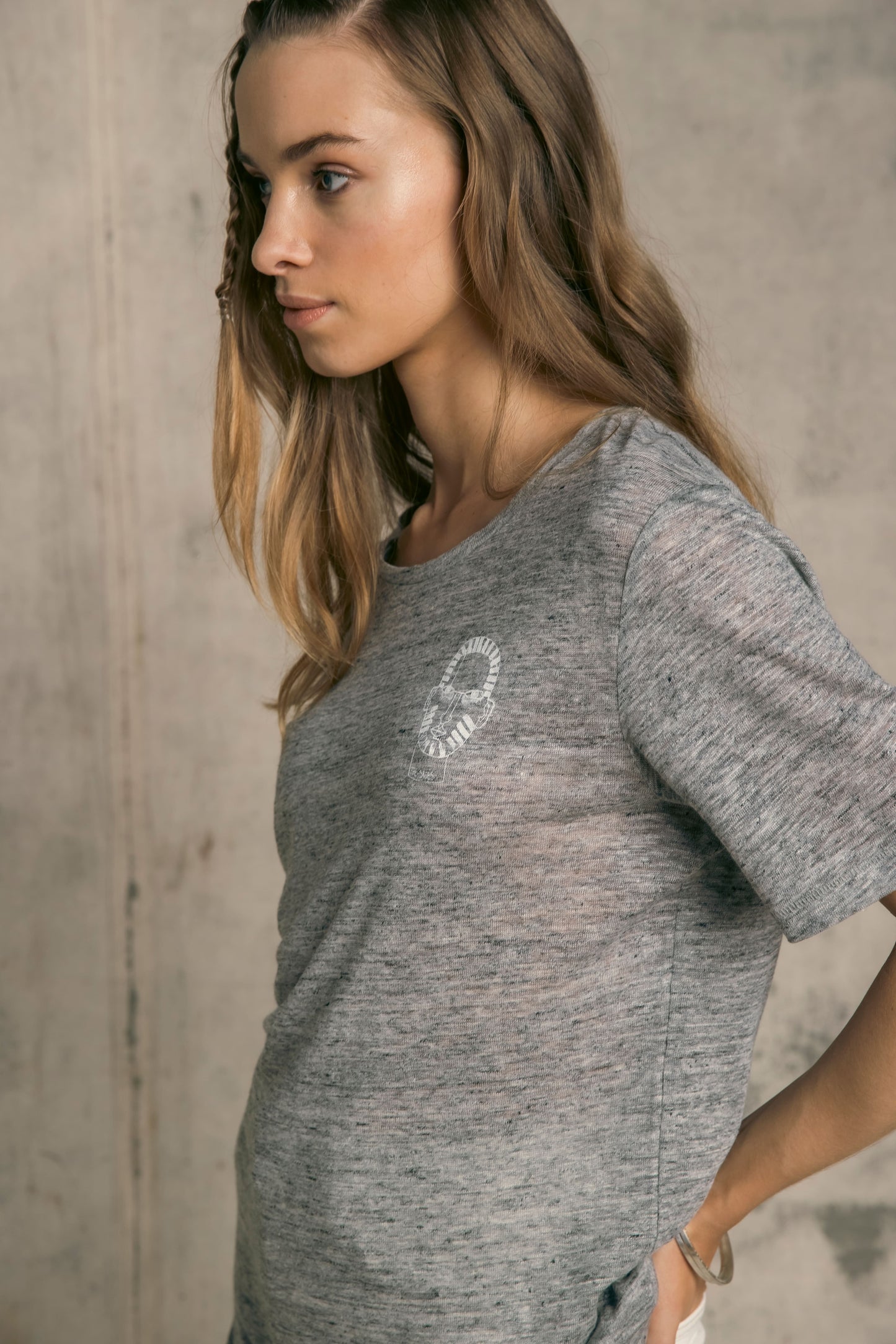 NATIVE: AN EARTHY T-SHIRT